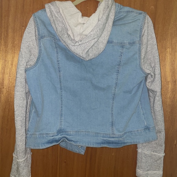 Jean Jacket - Picture 5 of 5